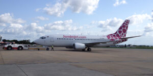 Jambojet_B737-300_5Y-KQA